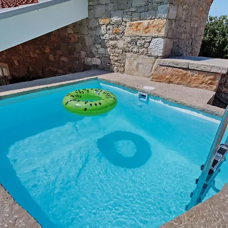 Kır Evi Quintinha Do Sobrado Mendiga